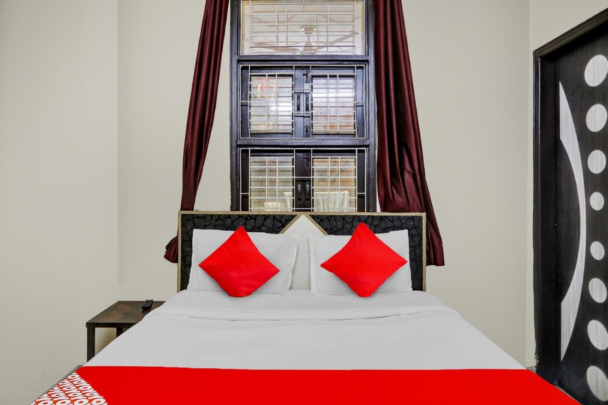 Hotel O Sun Shine New Delhi